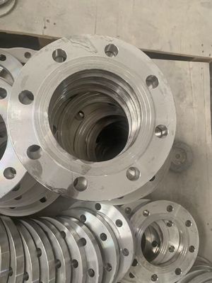 Dobra cena. ANSI / ASME B16.5 DIN / EN1092-1 JIS / BS / GOST Flanki rur przemysłowych precyzyjnie zaprojektowane dla niezawodności wytrzymałości w Internecie